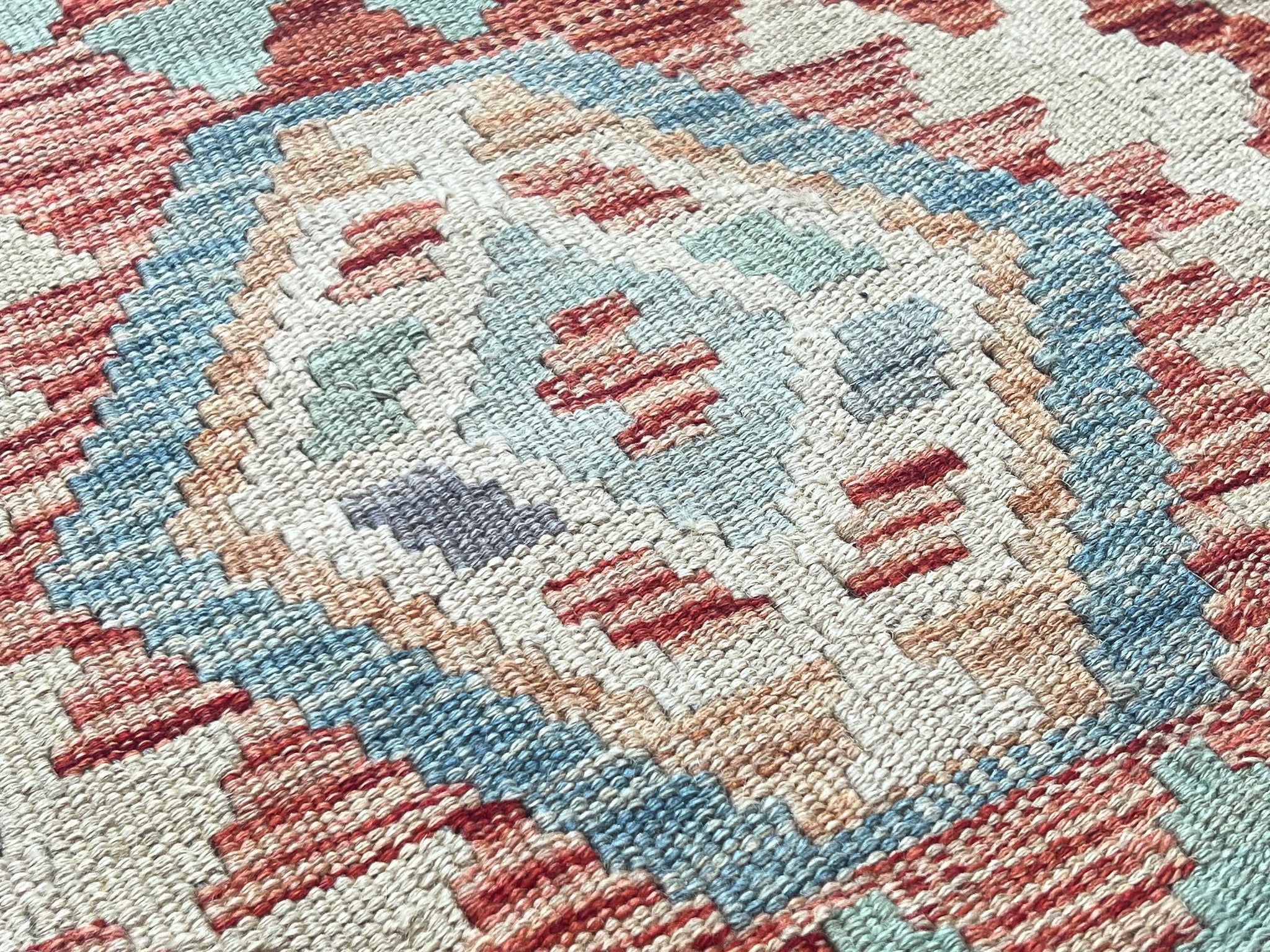 Kundoz Kilim Rug