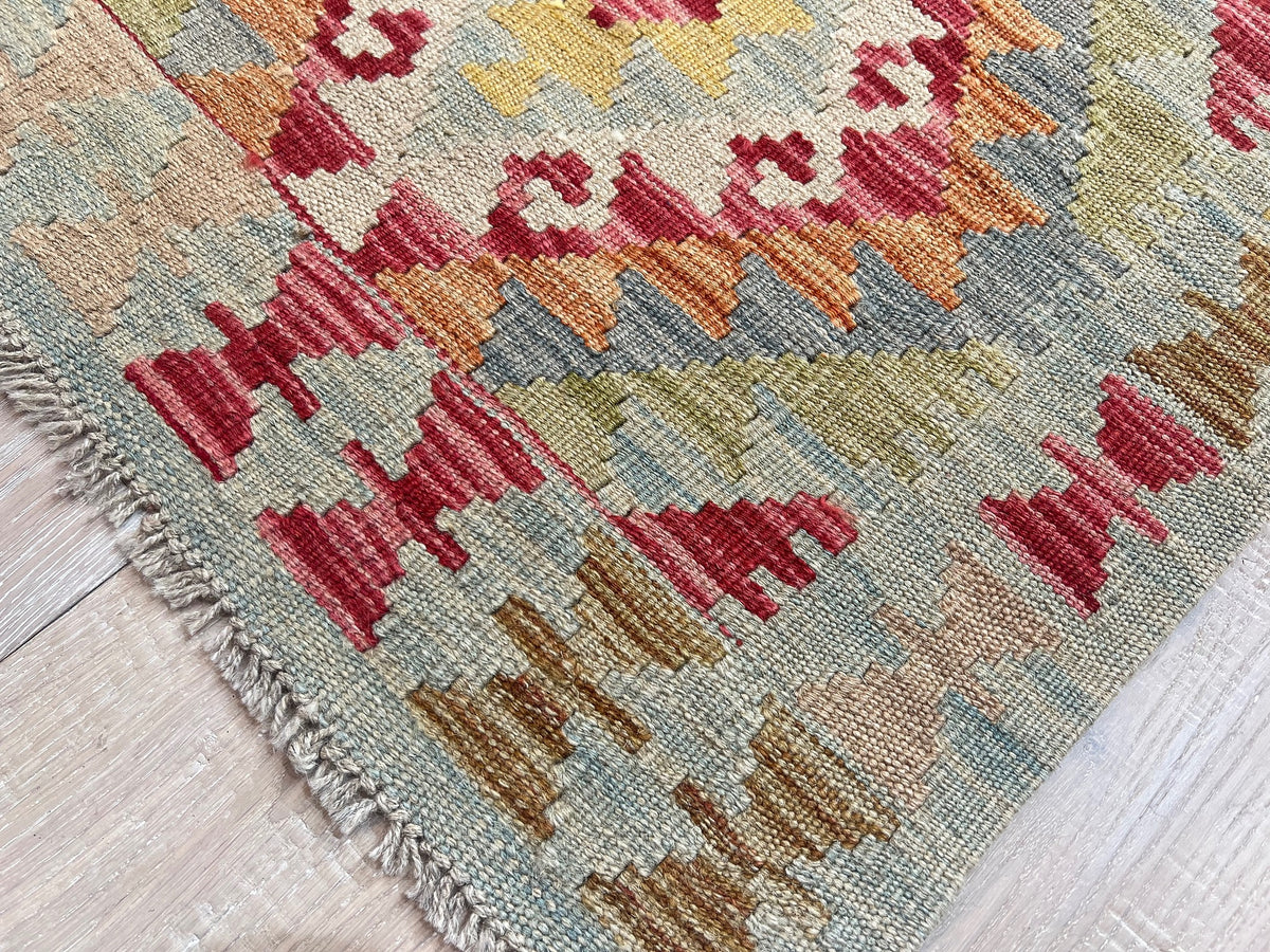 Kundoz Kilim Rug