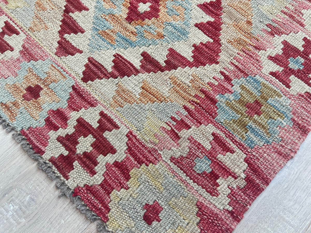 Kundoz Kilim Rug