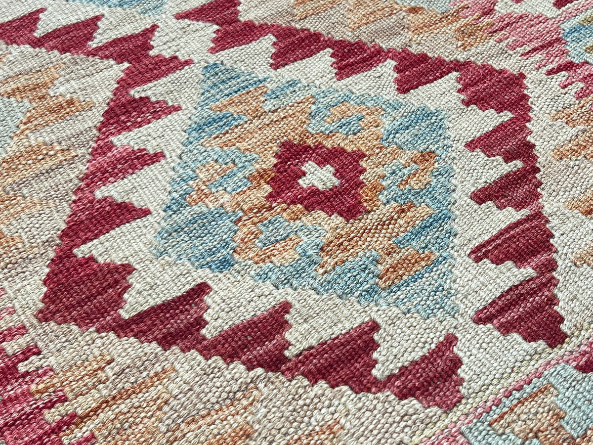 Kundoz Kilim Rug