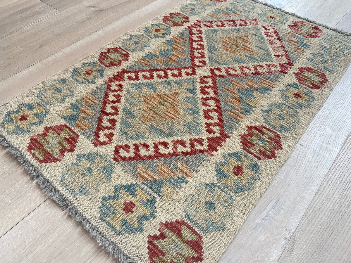 Kundoz Kilim Rug