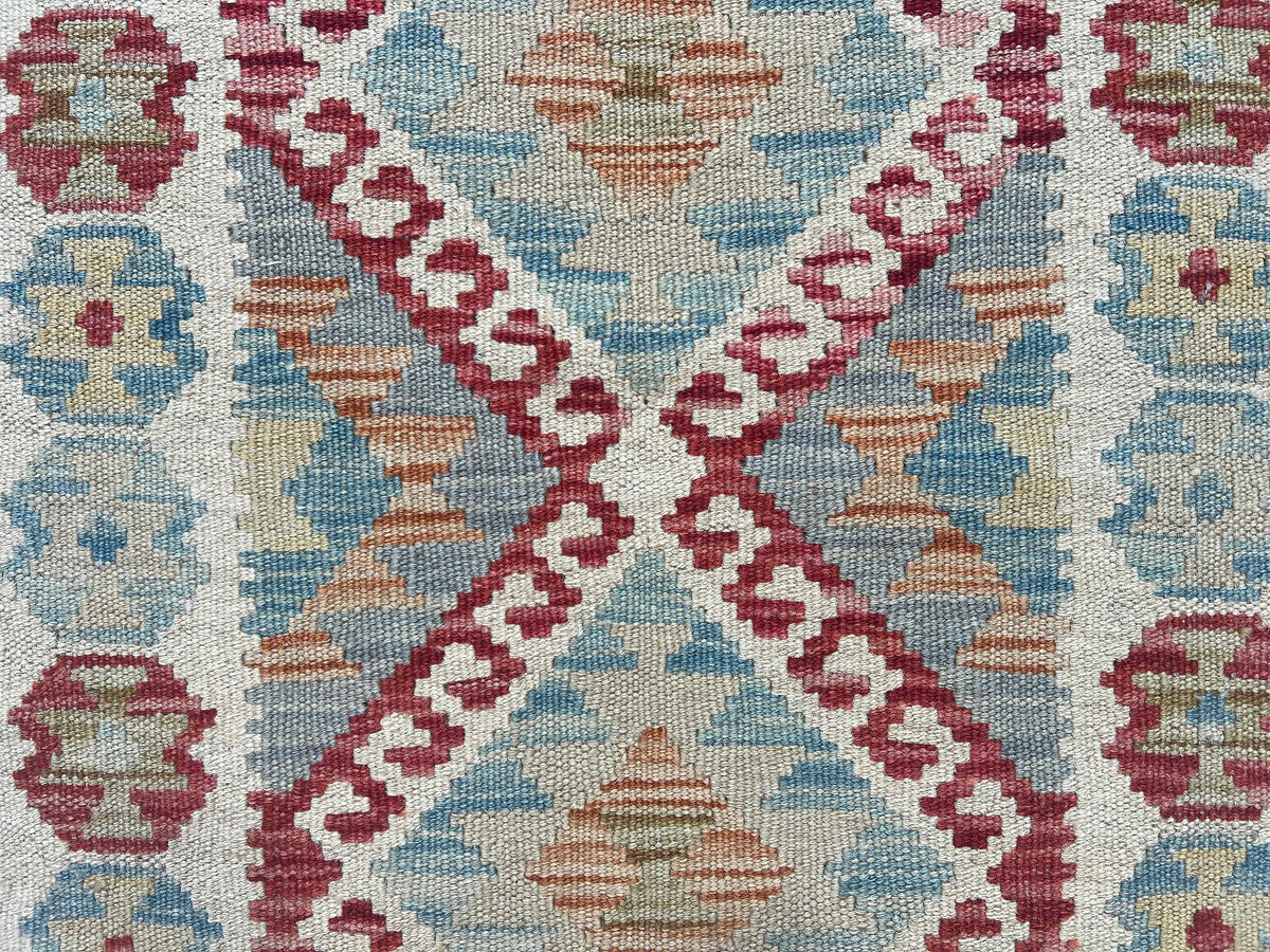 Kundoz Kilim Rug