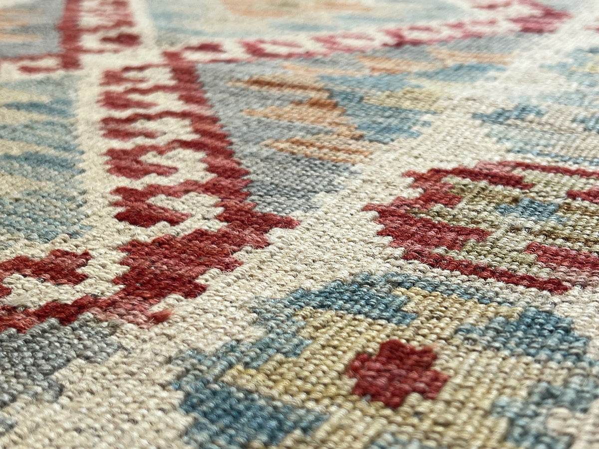 Kundoz Kilim Rug
