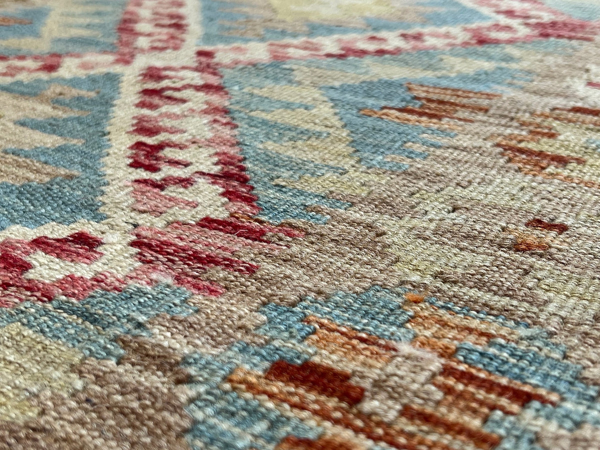 Kundoz Kilim Rug