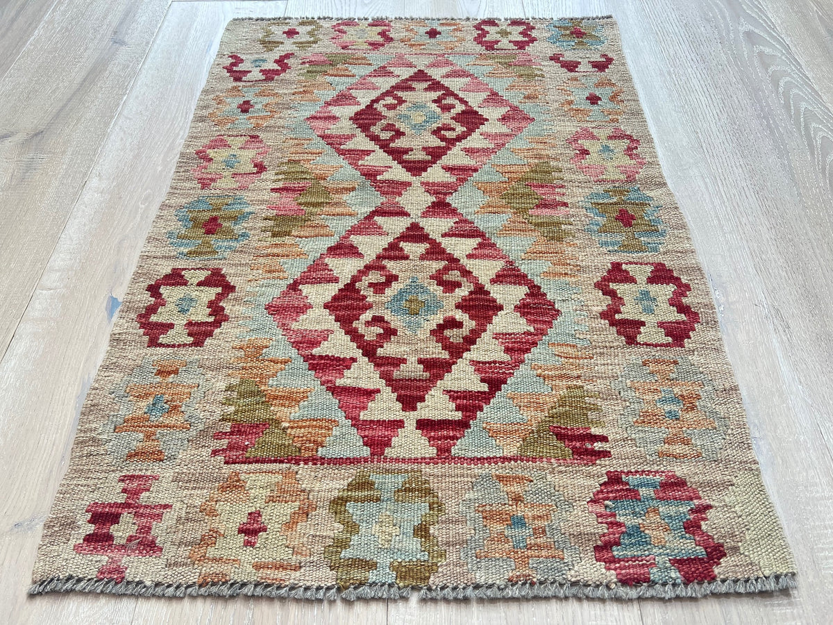 Kundoz Kilim Rug