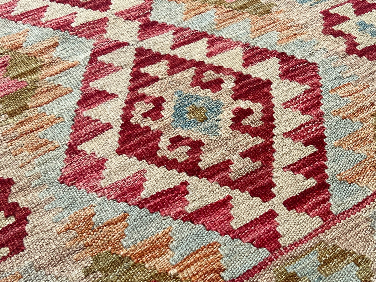 Kundoz Kilim Rug