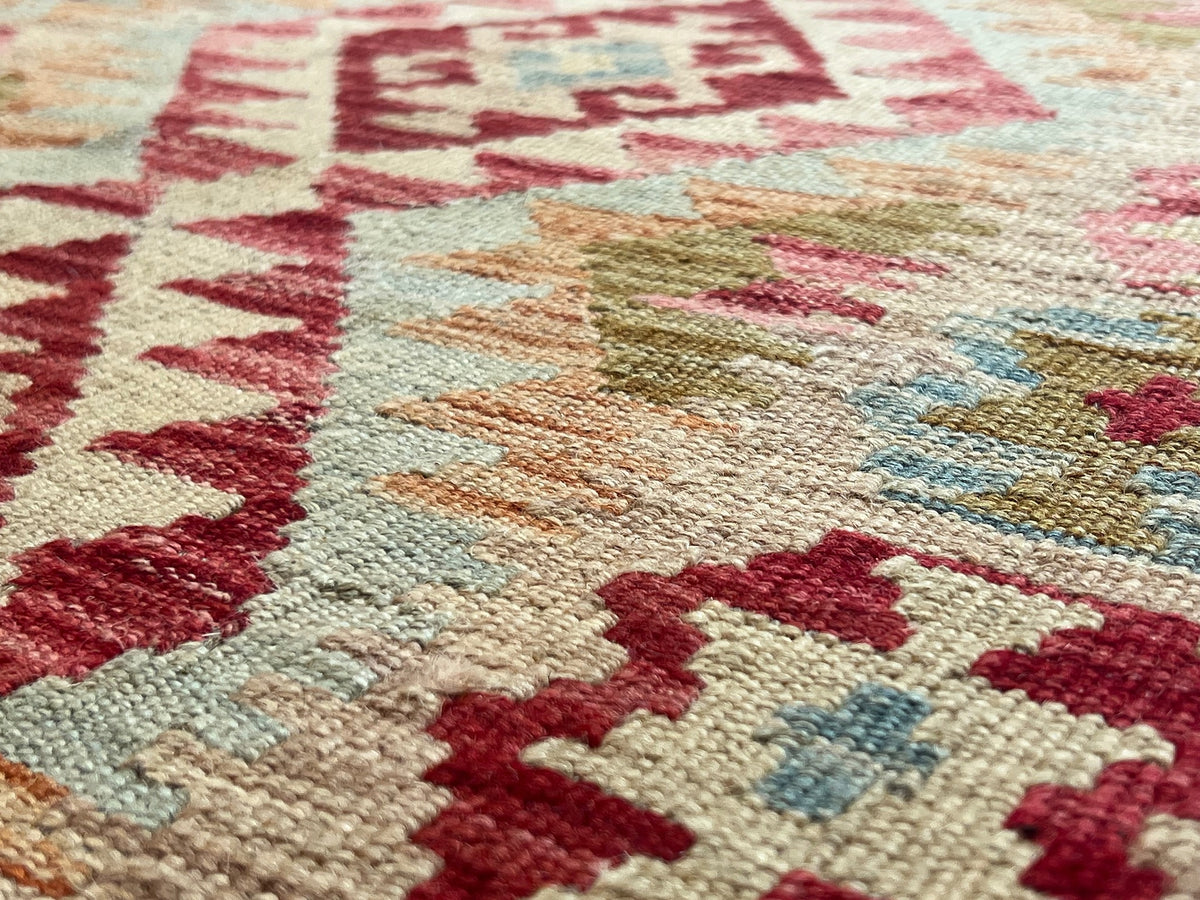 Kundoz Kilim Rug