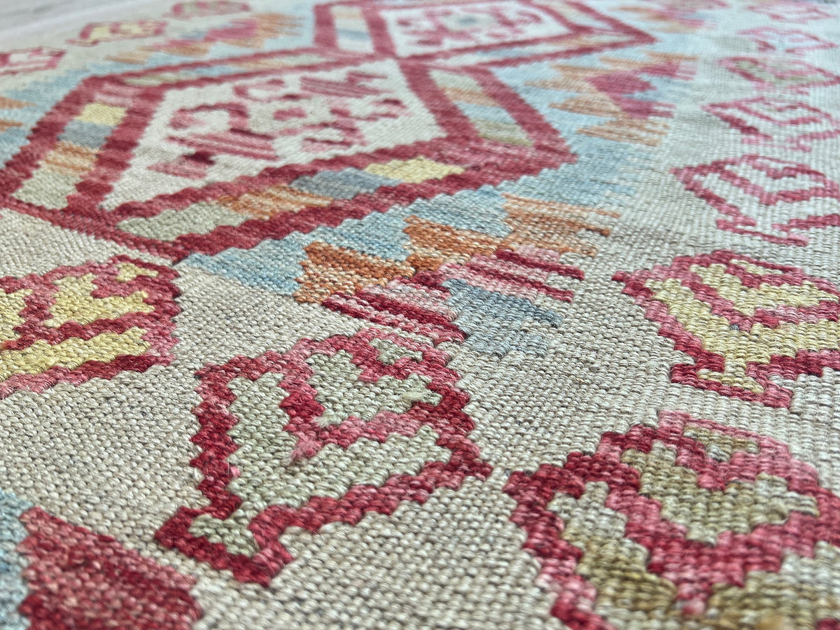 Kundoz Kilim Rug
