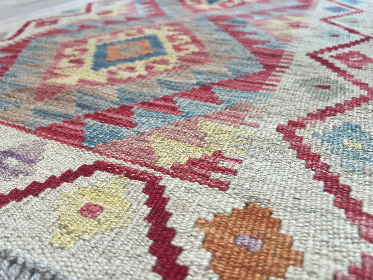 Kundoz Kilim Rug