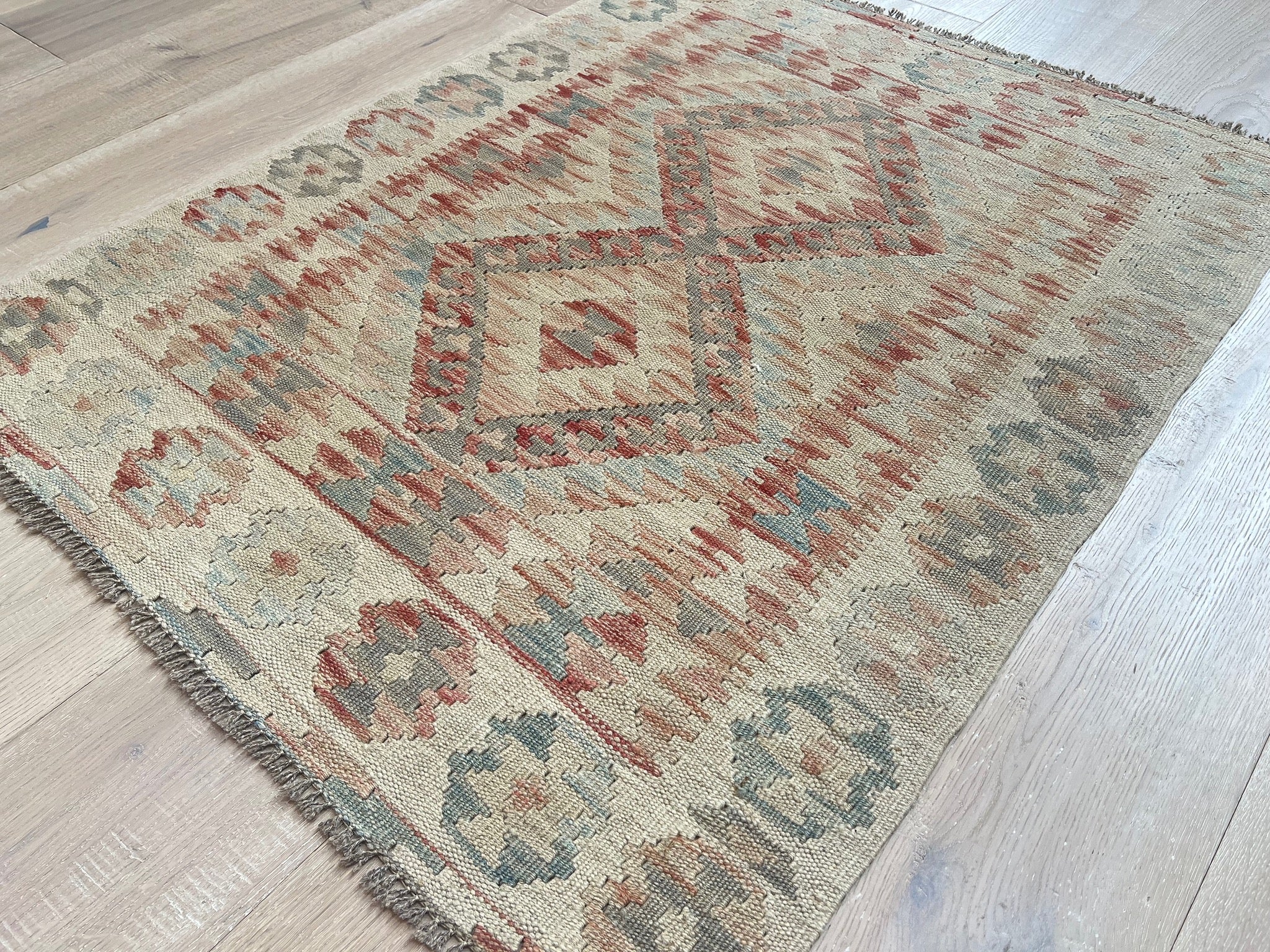 Kundoz Kilim Rug