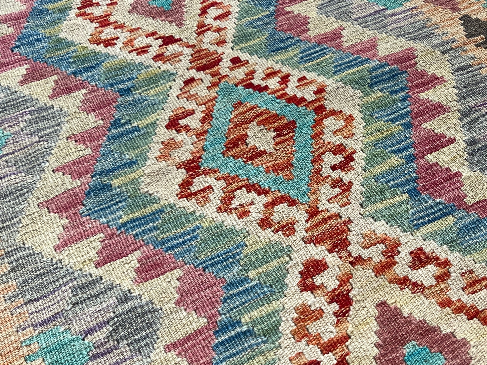 Kundoz Kilim Rug