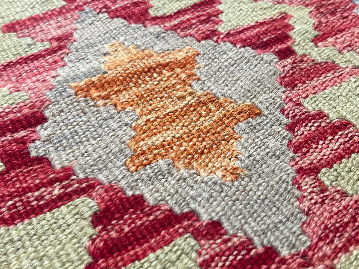 Kundoz Kilim Rug