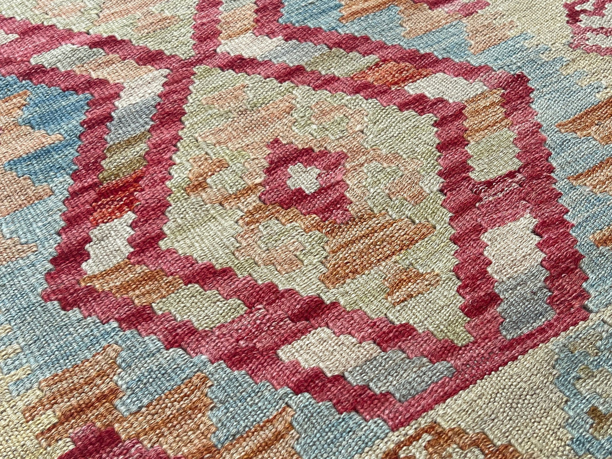 Kundoz Kilim Rug