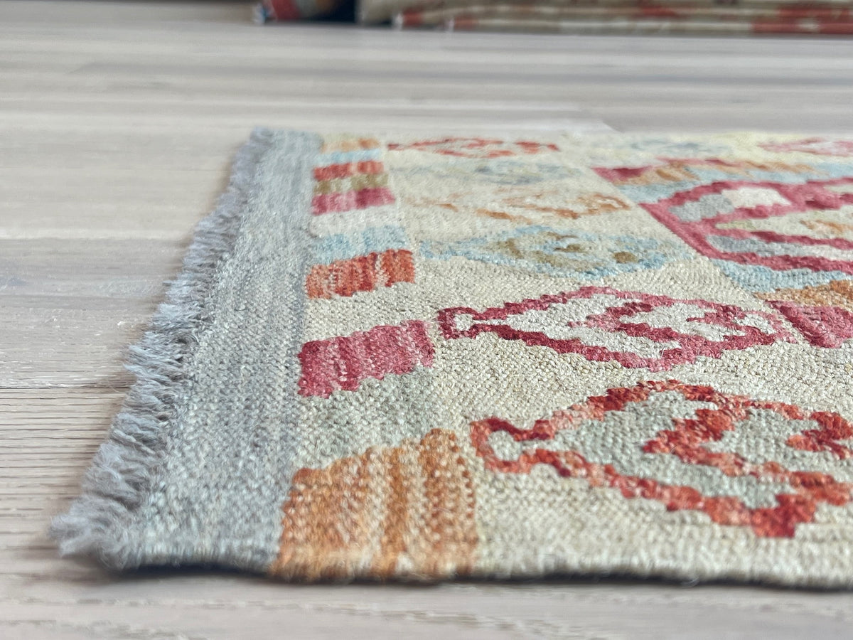 Kundoz Kilim Rug