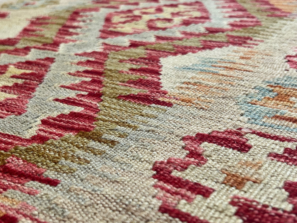 Kundoz Kilim Rug