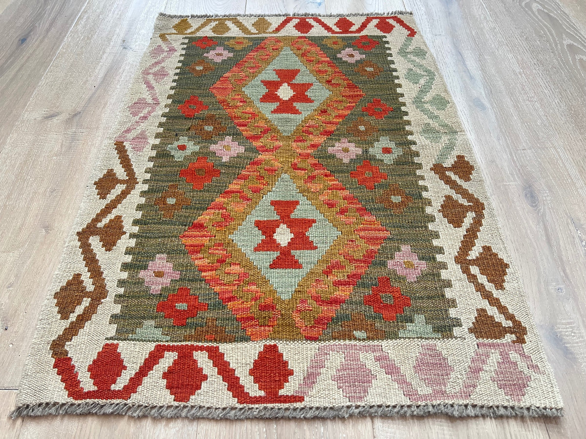 Kundoz Kilim Rug