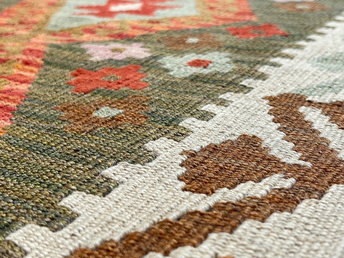 Kundoz Kilim Rug