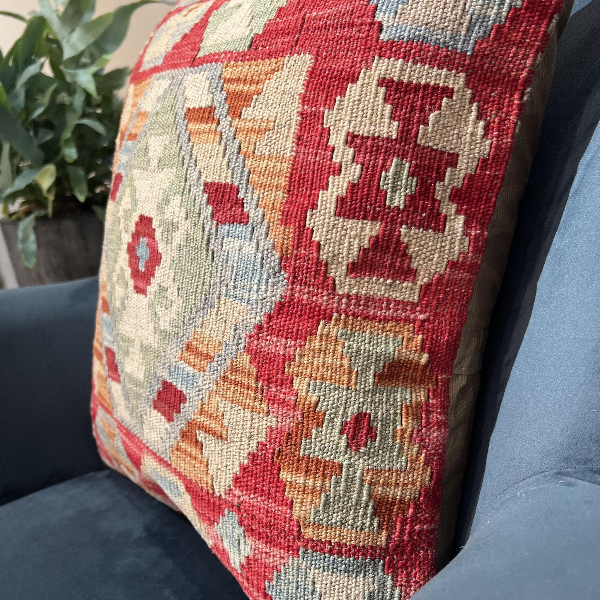 Kundoz Kilim Cushion