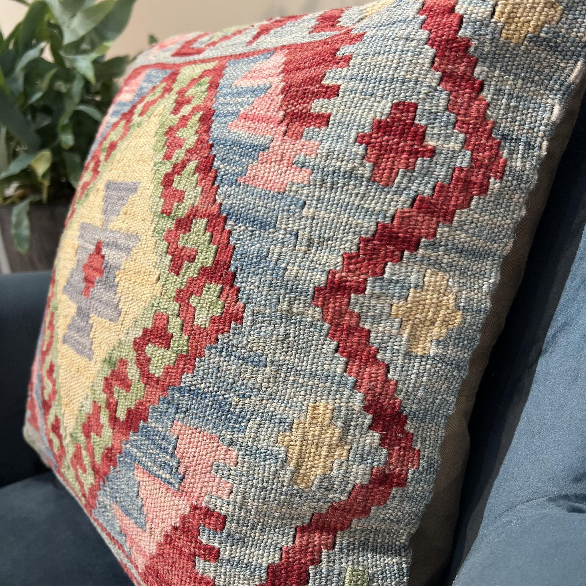 Kundoz Kilim Cushion