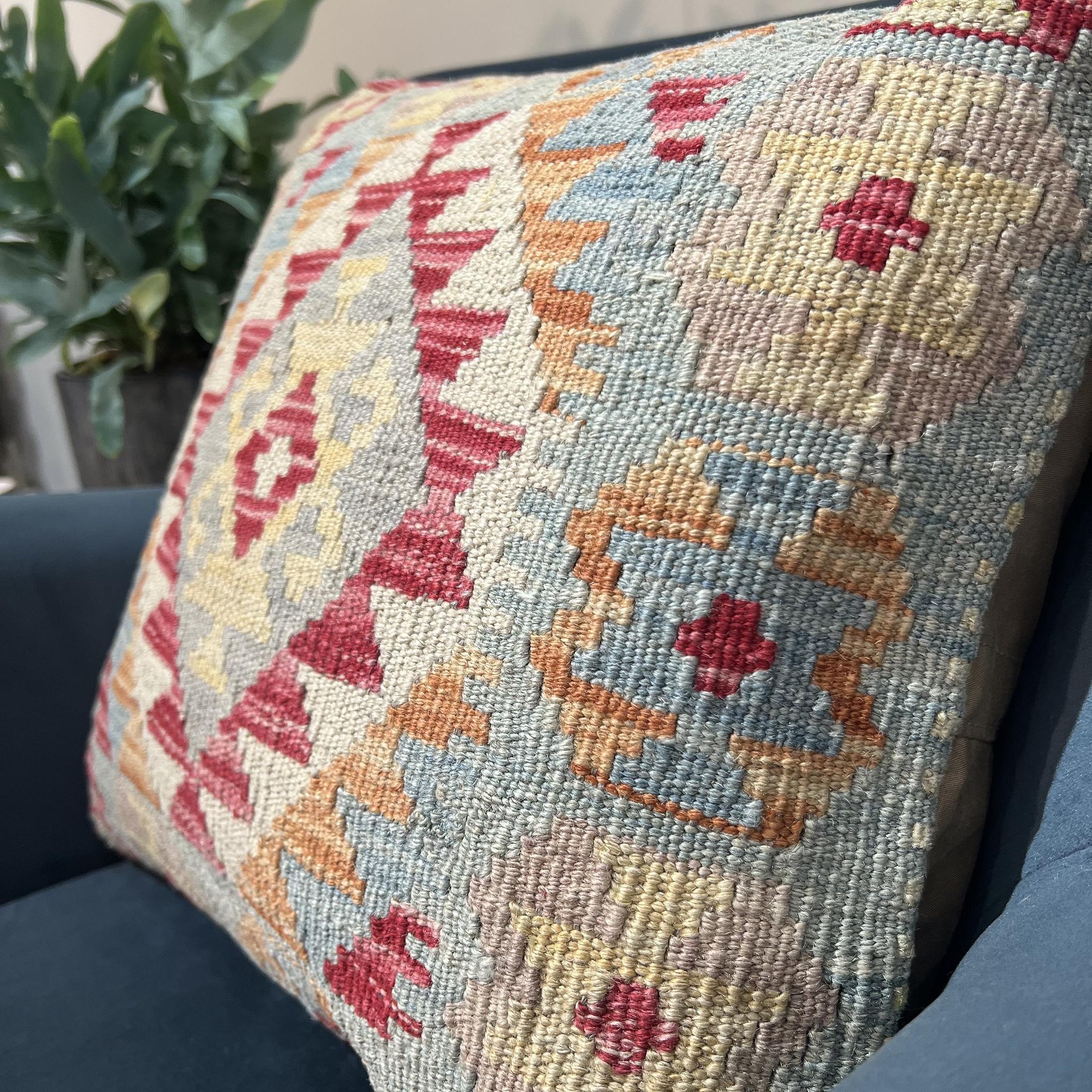 Kundoz Kilim Cushion