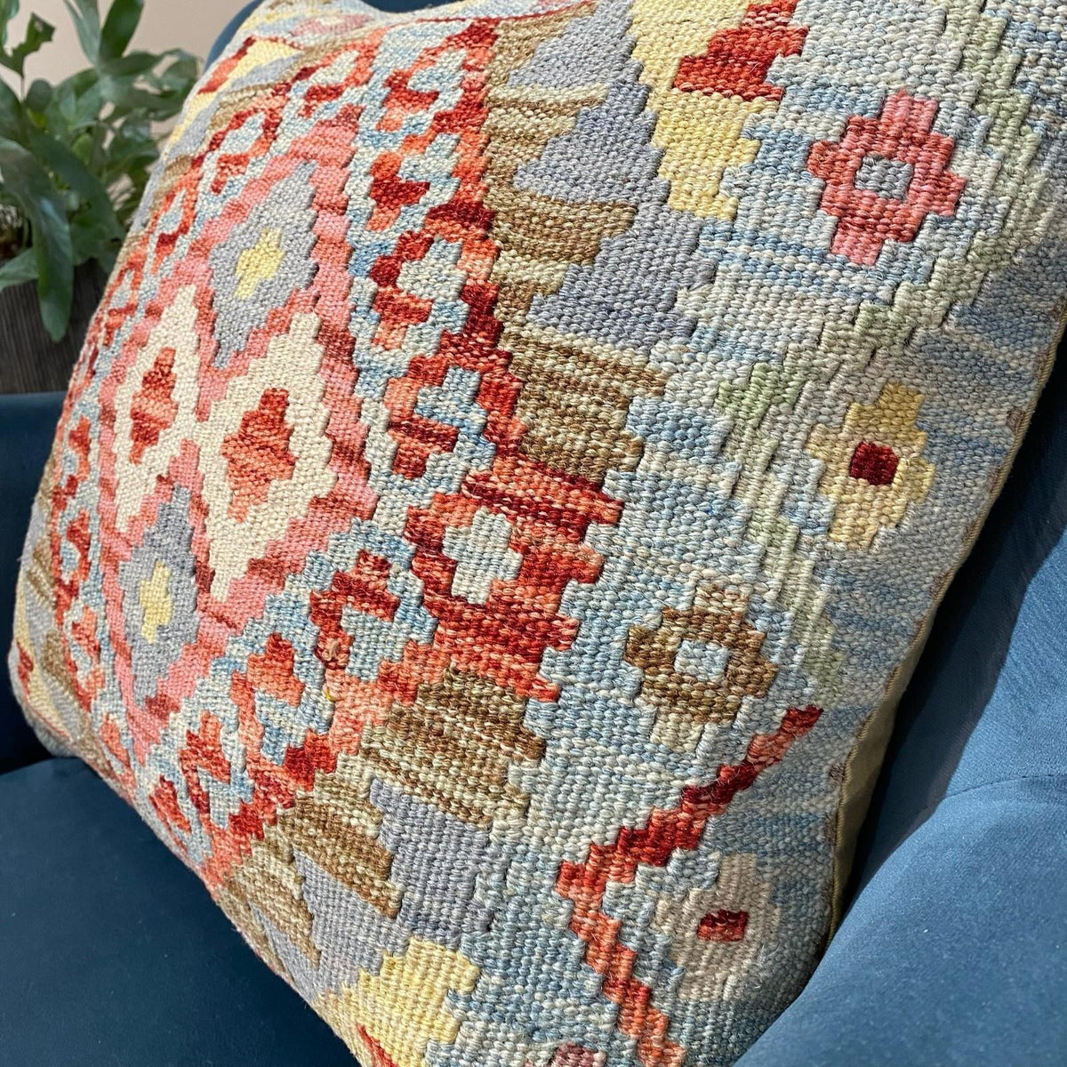 Kundoz Kilim Cushion