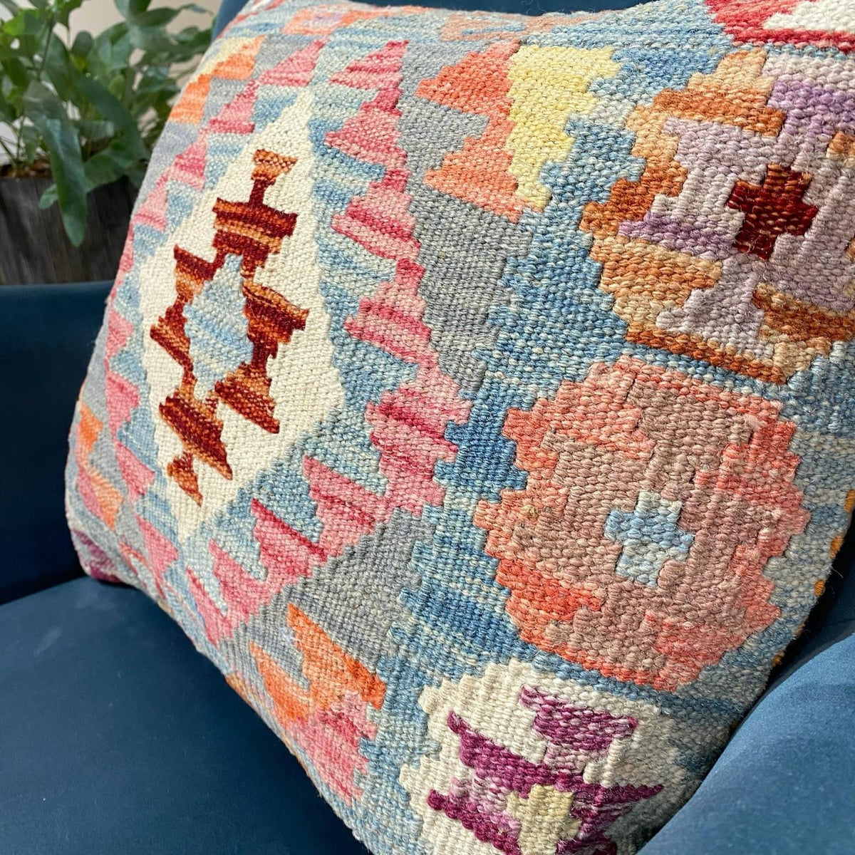 Kundoz Kilim Cushion