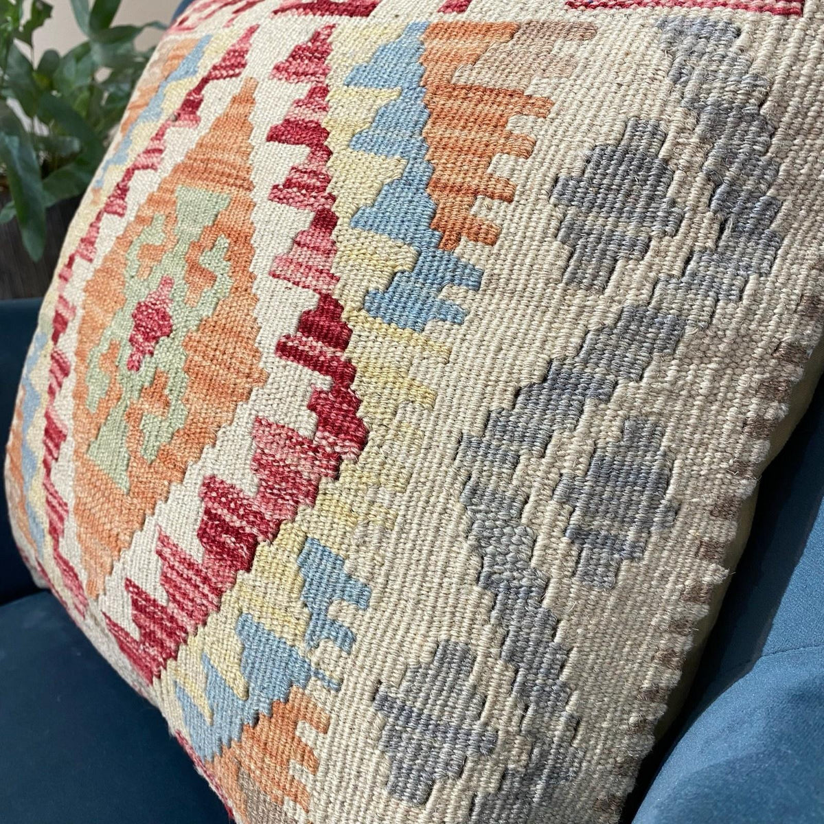 Kundoz Kilim Cushion