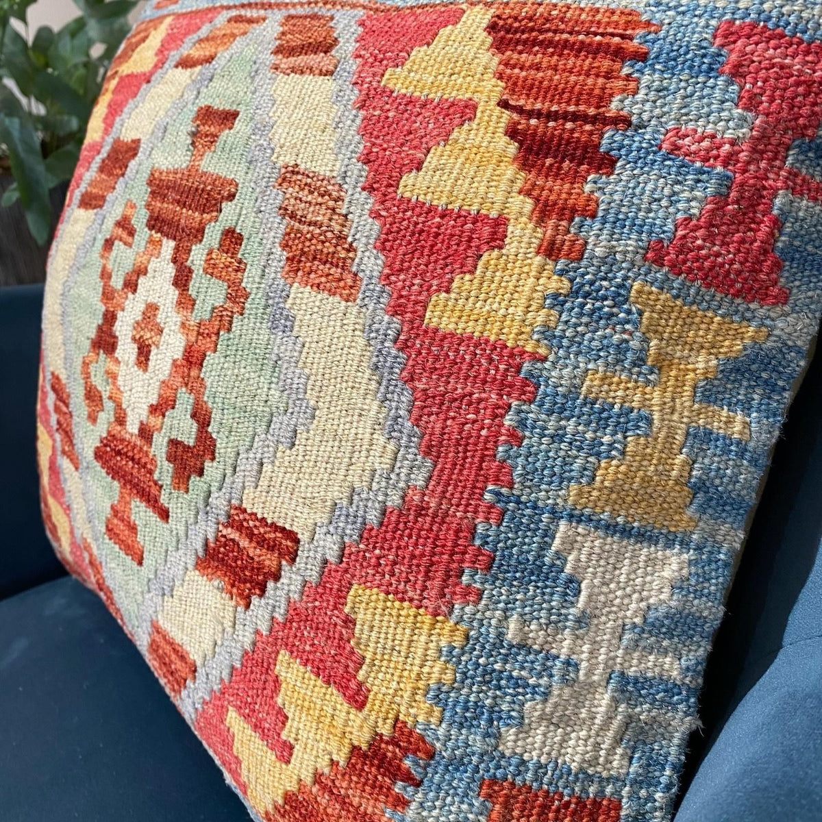 Kundoz Kilim Cushion