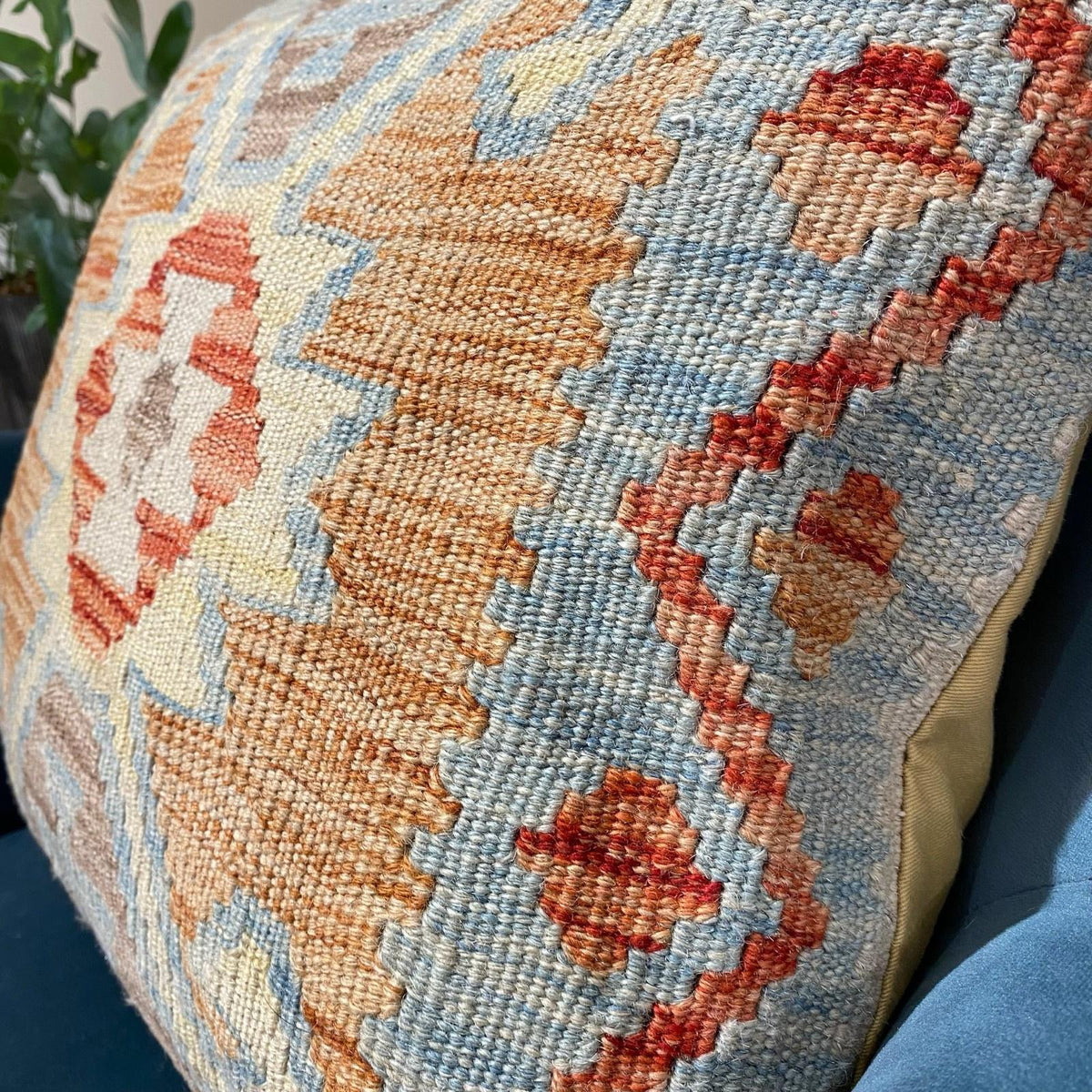 Kundoz Kilim Cushion