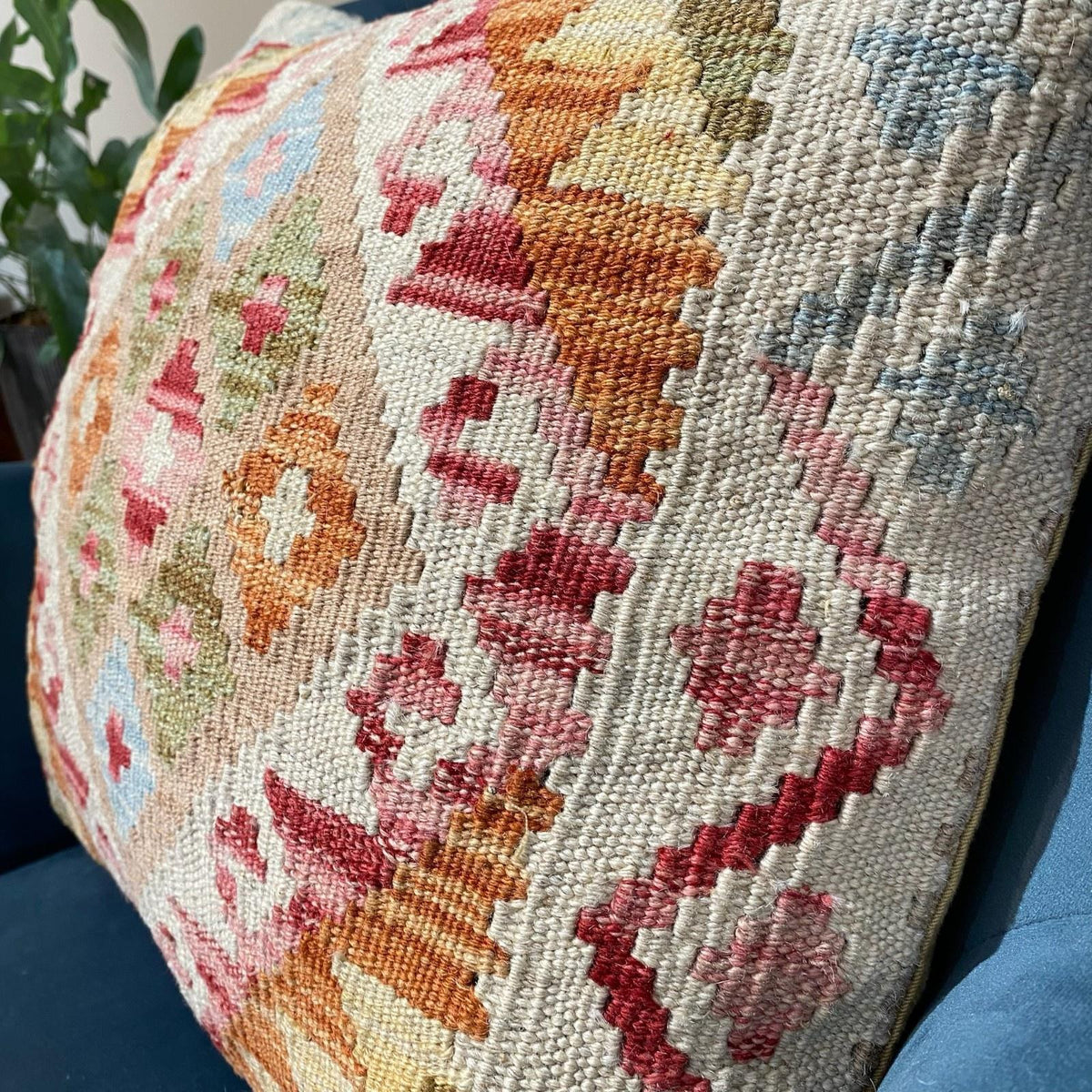 Kundoz Kilim Cushion