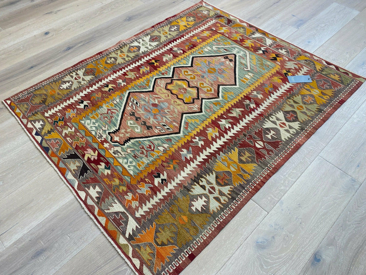 Vintage Yarn Kilim Rug