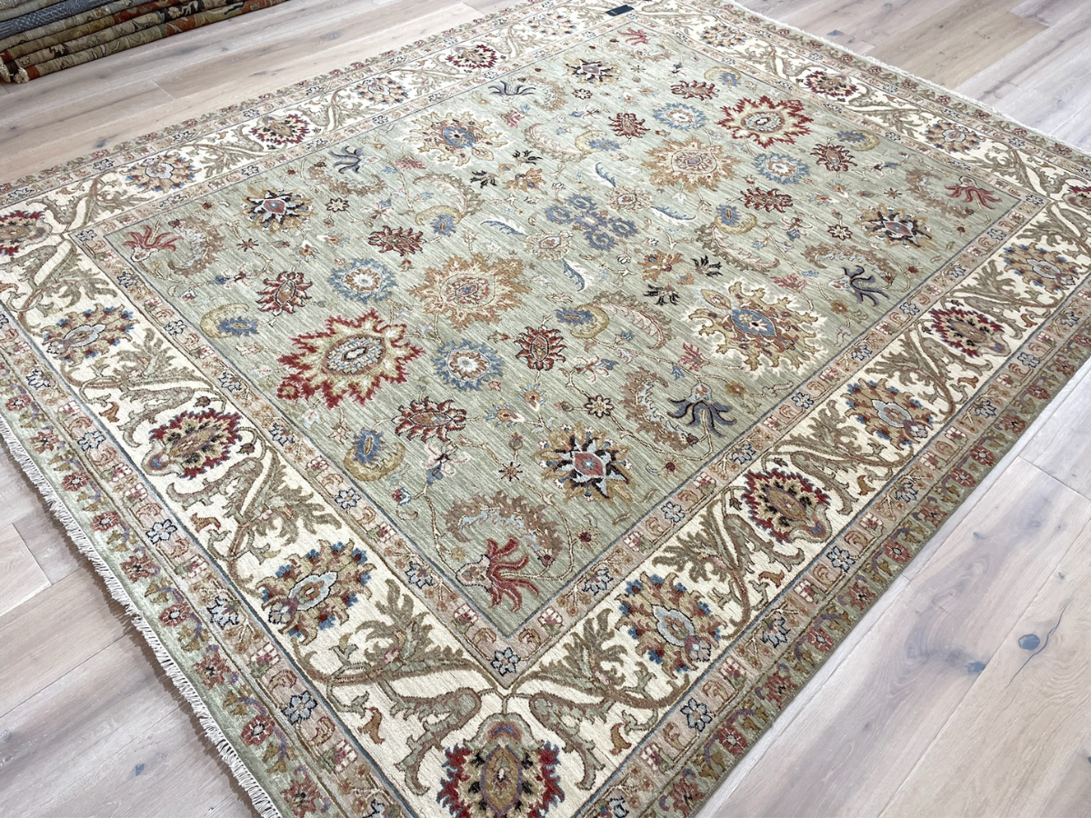 Classic Agra Rug