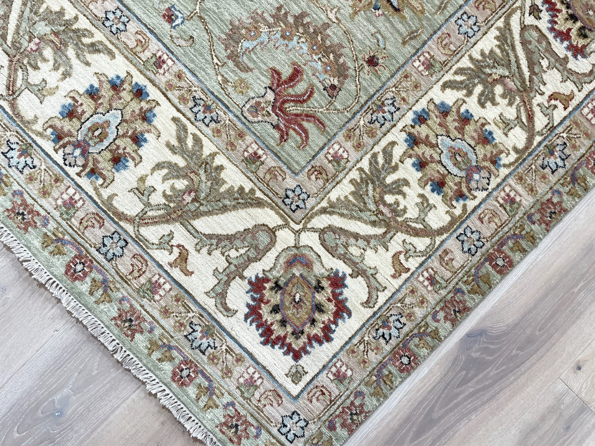 Classic Agra Rug