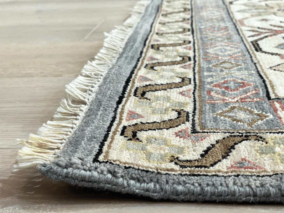 Large Classic Agra Rug
